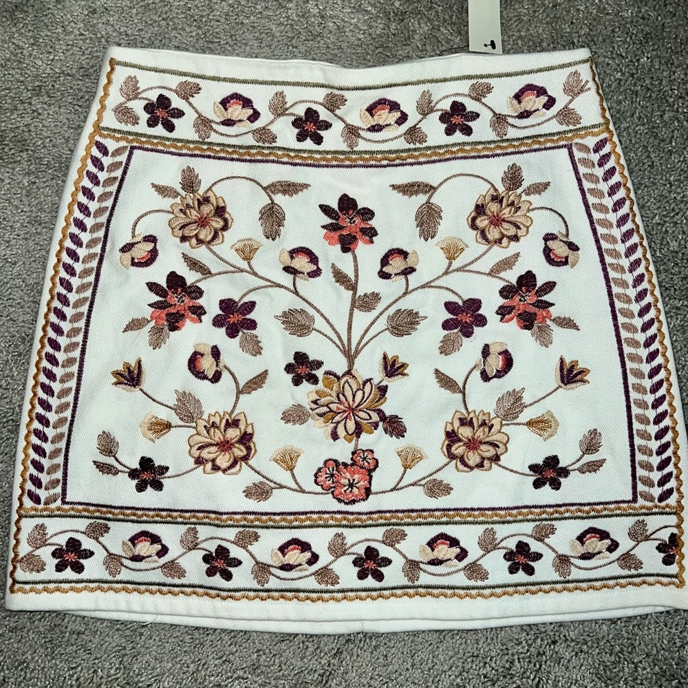 Francesca’s flower skirt, never worn